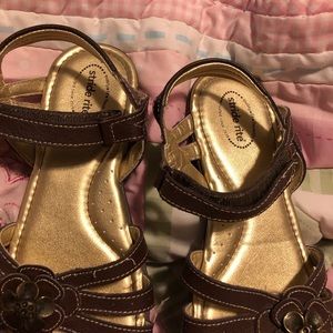 Stride Rite Kids Brown sandals girls size 2